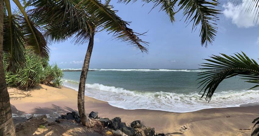 La plage,le soleil et un peu de vent plage du sri lanka