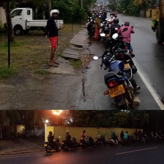 Même la nuit file de vehicules de nuit