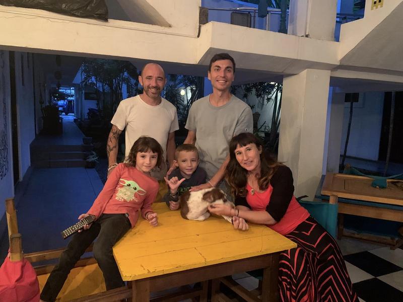 Jadéon et Aliaksej aliaksej quitte le sri lanka