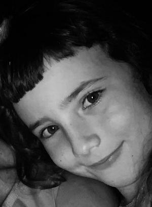 only one jade juste une photo avec un sri lankais