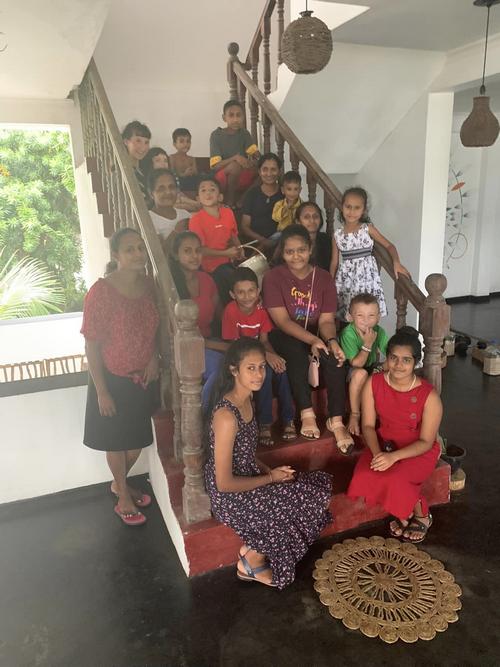 atelier peinture des enfants sri lankais