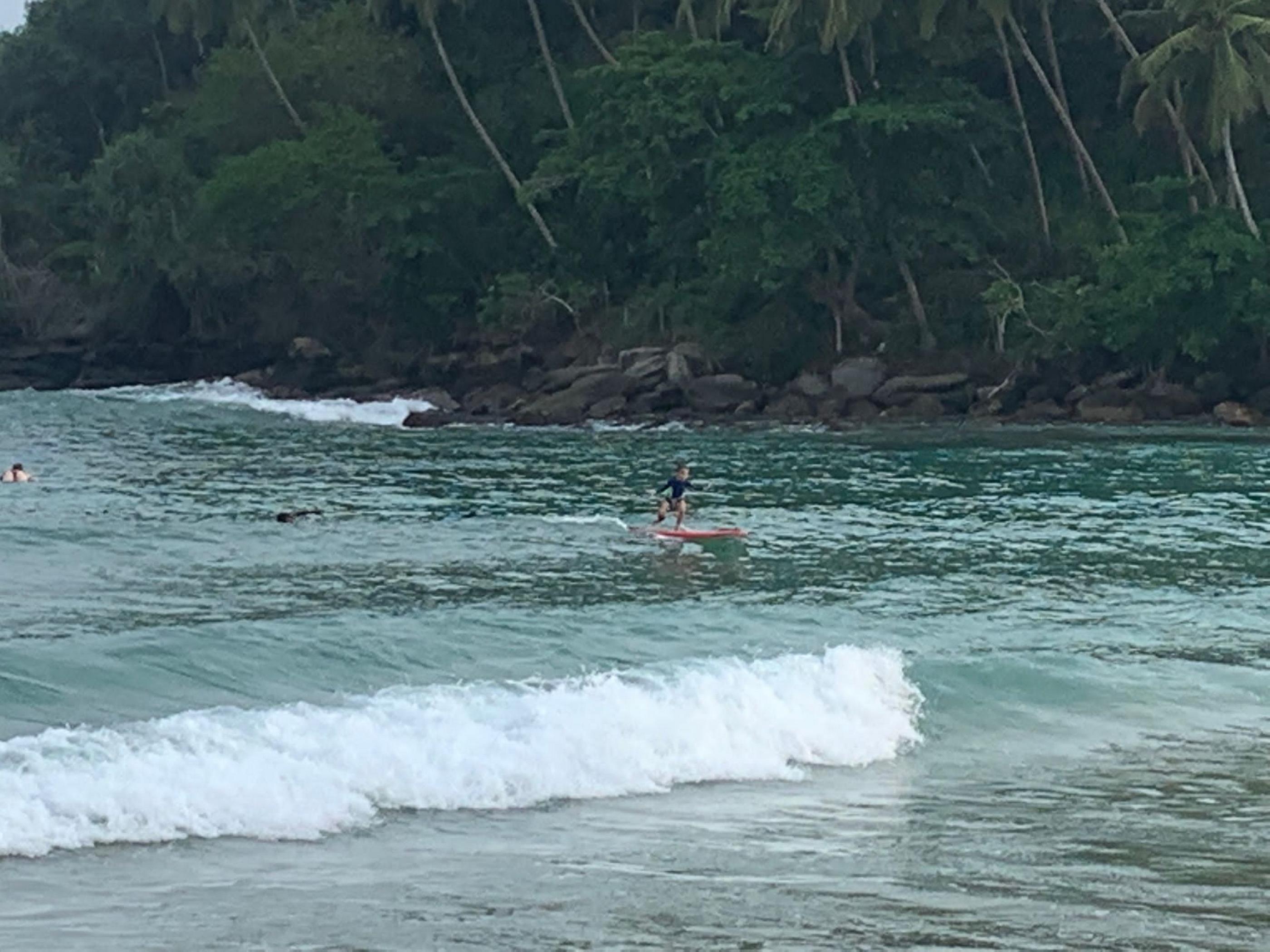 pied de page 146 eme semaine plage sri lankaise
